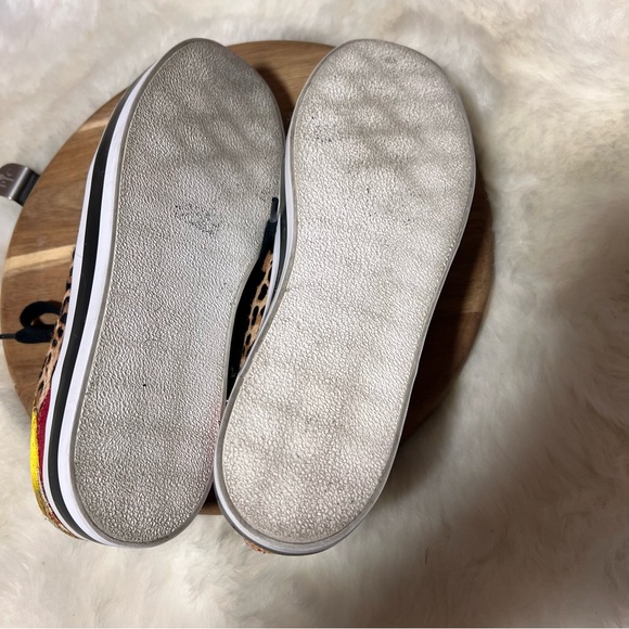 Alice + Olivia Multi Print Artistic Leather Lining Sneakers Size 8 - Picture 12 of 14